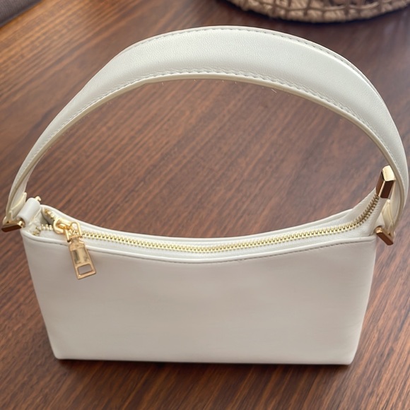 BETTS White HandBag - Picture 2 of 6